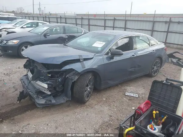 4T1BZ1FB9KU028903 2019 TOYOTA AVALON - Image 2