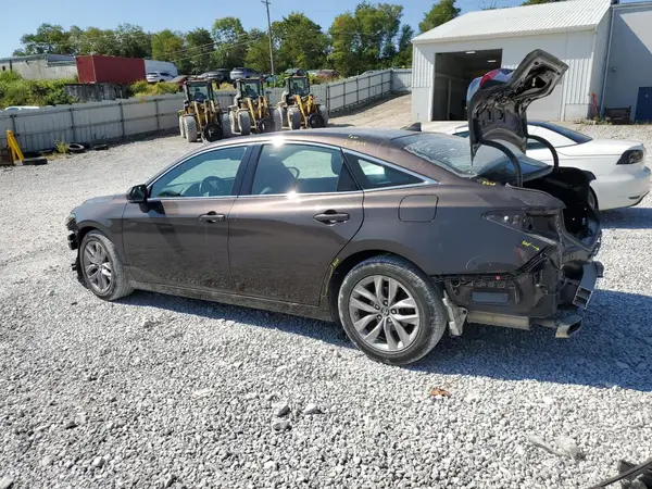 4T1BZ1FB9KU029047 2019 TOYOTA AVALON - Image 2