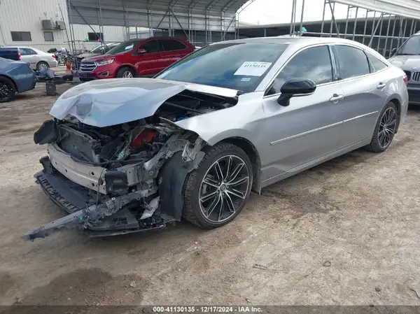 4T1BZ1FB9KU032482 2019 TOYOTA AVALON - Image 2