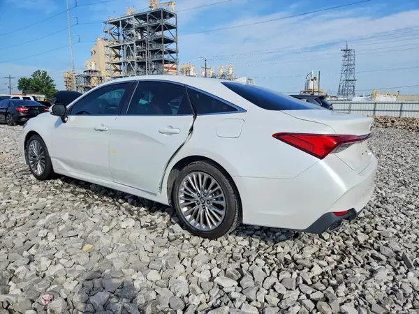 4T1BZ1FB9KU032921 2019 TOYOTA AVALON - Image 2