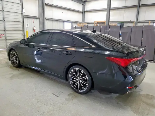 4T1BZ1FBXKU003671 2019 TOYOTA AVALON - Image 2