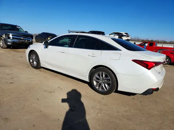 4T1BZ1FBXKU036914 2019 TOYOTA AVALON - Image 2