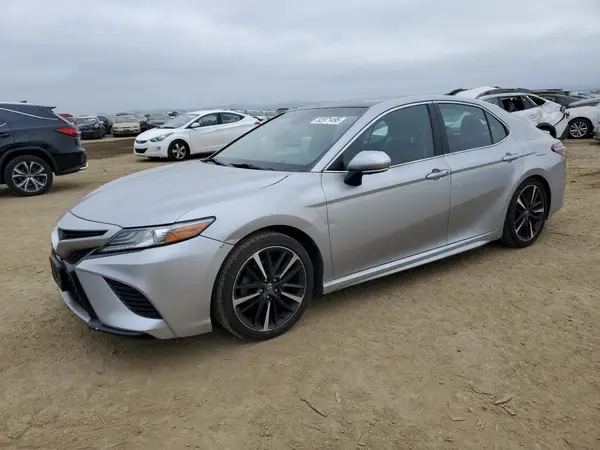 4T1BZ1HK0JU014609 2018 TOYOTA CAMRY - Image 1