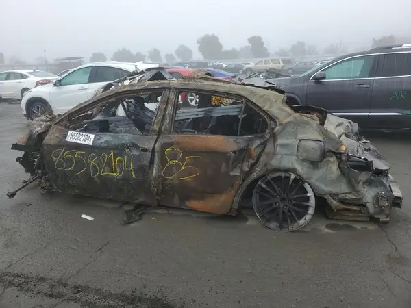 4T1BZ1HK0JU015887 2018 TOYOTA CAMRY - Image 2