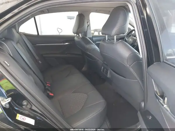 4T1BZ1HK0JU019518 2018 TOYOTA CAMRY - Image 8