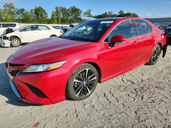 4T1BZ1HK0KU028365 2019 TOYOTA CAMRY - Image 1