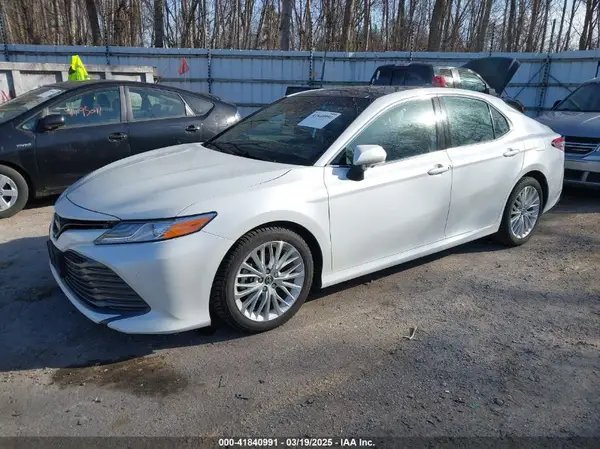 4T1BZ1HK0KU507692 2019 TOYOTA CAMRY - Image 2