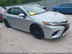 4T1BZ1HK1JU003683 2018 TOYOTA CAMRY