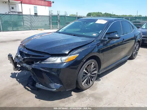 4T1BZ1HK1KU026348 2019 TOYOTA CAMRY - Image 2