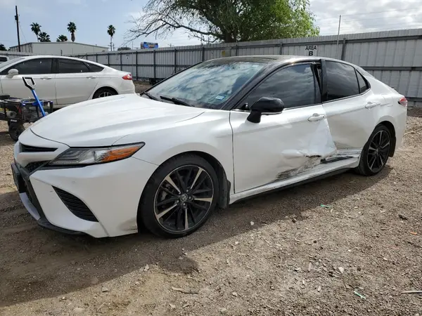 4T1BZ1HK1KU032960 2019 TOYOTA CAMRY - Image 1