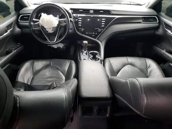 4T1BZ1HK2JU001408 2018 TOYOTA CAMRY - Image 8