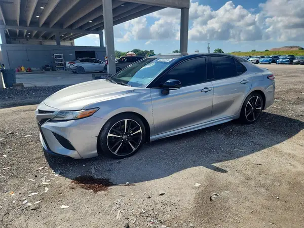 4T1BZ1HK2KU022275 2019 TOYOTA CAMRY - Image 1