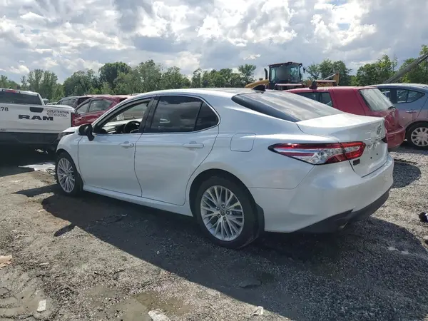 4T1BZ1HK2KU032109 2019 TOYOTA CAMRY - Image 2