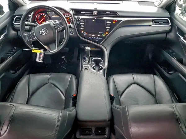 4T1BZ1HK3JU003068 2018 TOYOTA CAMRY - Image 8