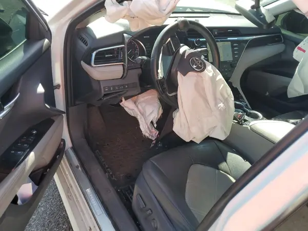 4T1BZ1HK3JU004639 2018 TOYOTA CAMRY - Image 8