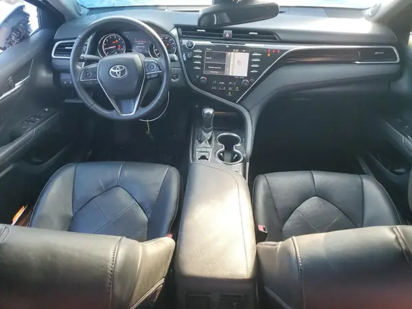 4T1BZ1HK3JU007590 2018 TOYOTA CAMRY - Image 8