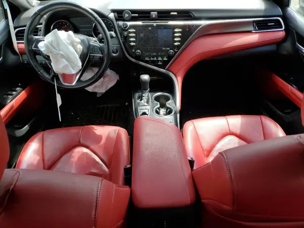 4T1BZ1HK3JU014510 2018 TOYOTA CAMRY - Image 8