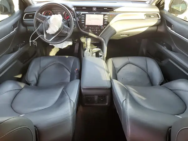 4T1BZ1HK3JU021537 2018 TOYOTA CAMRY - Image 8