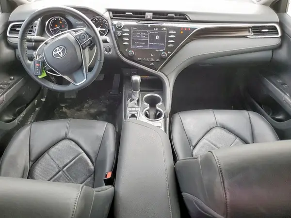 4T1BZ1HK3JU503523 2018 TOYOTA CAMRY - Image 8