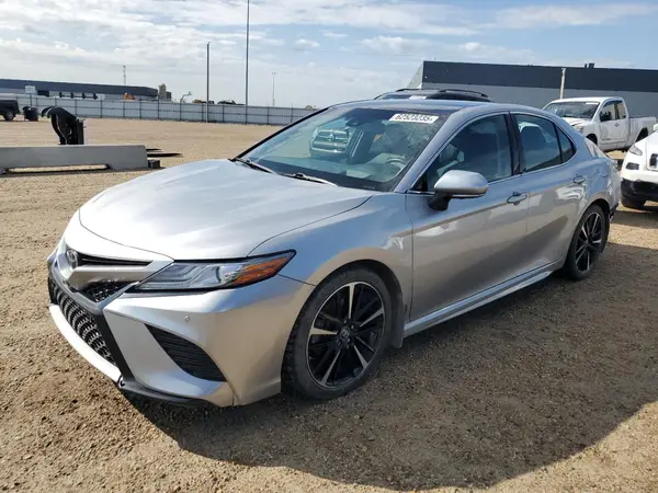 4T1BZ1HK3JU504607 2018 TOYOTA CAMRY - Image 1
