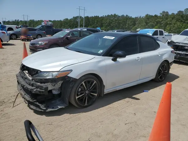 4T1BZ1HK3KU022107 2019 TOYOTA CAMRY - Image 1