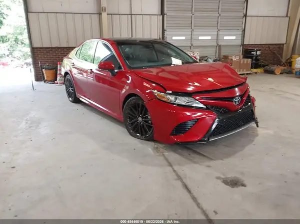 4T1BZ1HK3KU023807 2019 TOYOTA CAMRY - Image 1