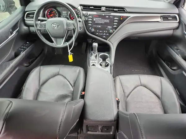 4T1BZ1HK4JU009297 2018 TOYOTA CAMRY - Image 8