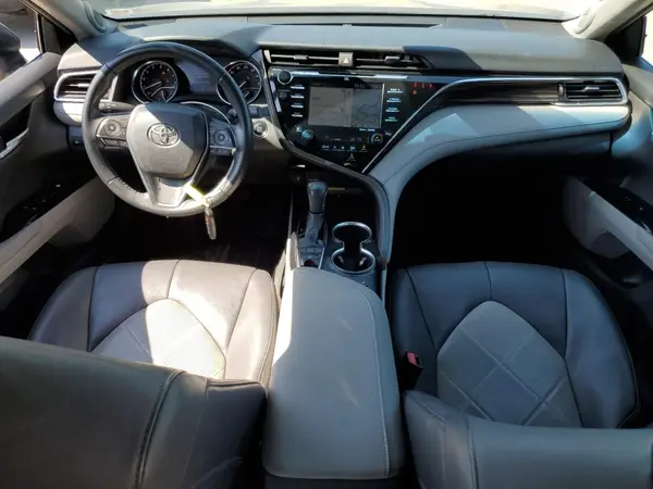 4T1BZ1HK4JU010434 2018 TOYOTA CAMRY - Image 8