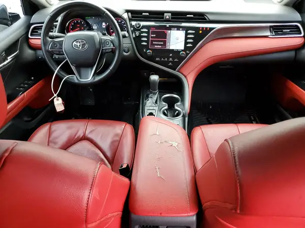 4T1BZ1HK4JU016119 2018 TOYOTA CAMRY - Image 8