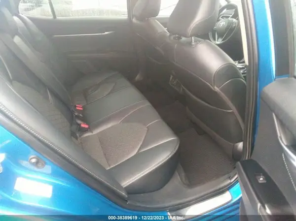 4T1BZ1HK4JU017058 2018 TOYOTA CAMRY - Image 8