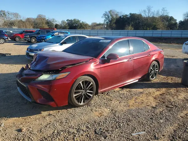 4T1BZ1HK4JU506205 2018 TOYOTA CAMRY - Image 1