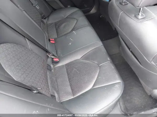 4T1BZ1HK5JU017666 2018 TOYOTA CAMRY - Image 8