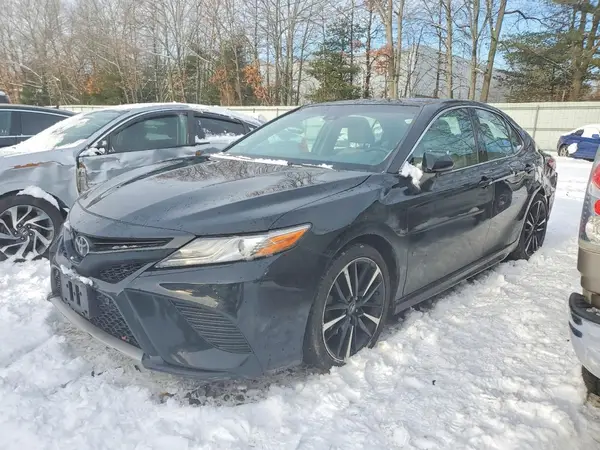 4T1BZ1HK5JU502180 2018 TOYOTA CAMRY - Image 1