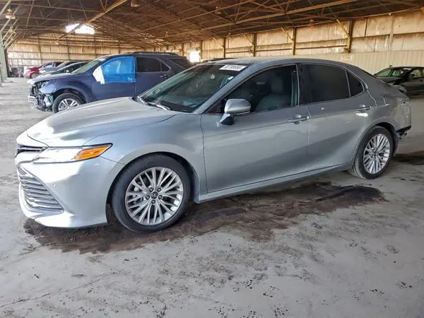 4T1BZ1HK5JU503474 2018 TOYOTA CAMRY - Image 1