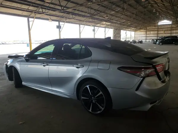 4T1BZ1HK5KU030144 2019 TOYOTA CAMRY - Image 2