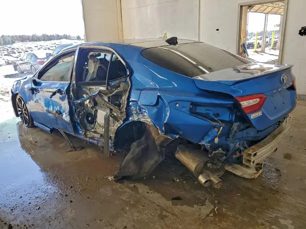 4T1BZ1HK5KU031892 2019 TOYOTA CAMRY - Image 2