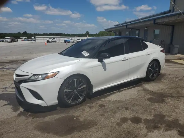 4T1BZ1HK5KU031942 2019 TOYOTA CAMRY - Image 1