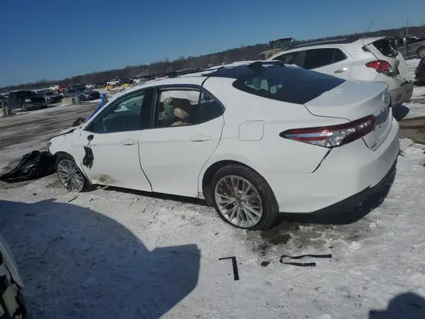 4T1BZ1HK5KU509485 2019 TOYOTA CAMRY - Image 2