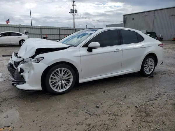 4T1BZ1HK5KU509549 2019 TOYOTA CAMRY - Image 1