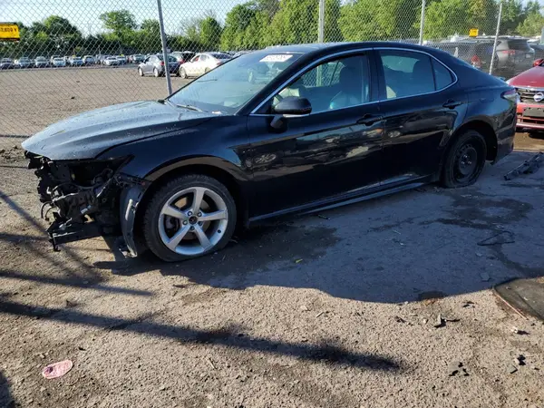 4T1BZ1HK6JU005784 2018 TOYOTA CAMRY - Image 1