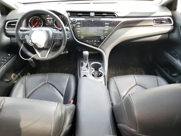 4T1BZ1HK6JU009124 2018 TOYOTA CAMRY - Image 8