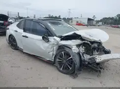 4T1BZ1HK6JU016784 2018 TOYOTA CAMRY