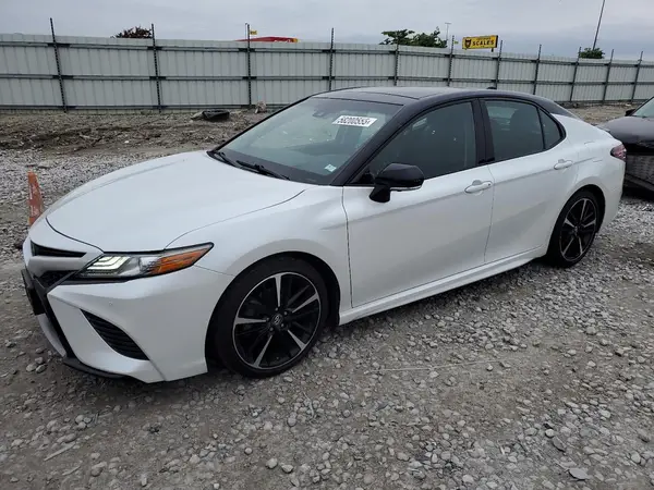 4T1BZ1HK6JU019751 2018 TOYOTA CAMRY - Image 1