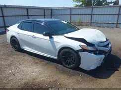 4T1BZ1HK6JU021368 2018 TOYOTA CAMRY