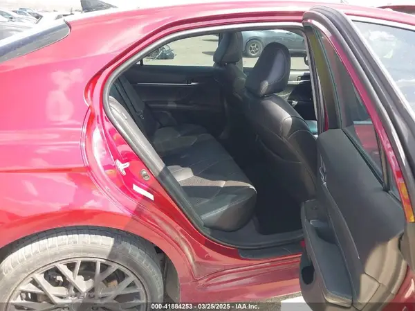 4T1BZ1HK6JU506450 2018 TOYOTA CAMRY - Image 8