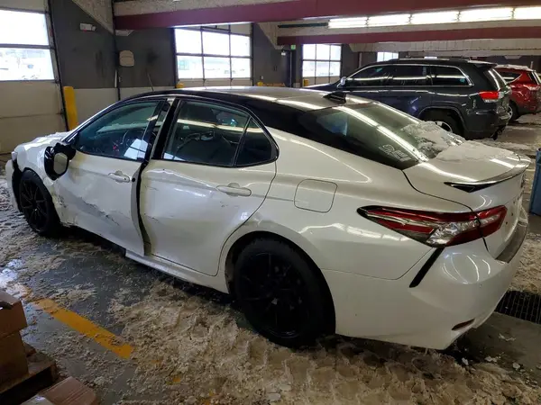 4T1BZ1HK6KU022764 2019 TOYOTA CAMRY - Image 2