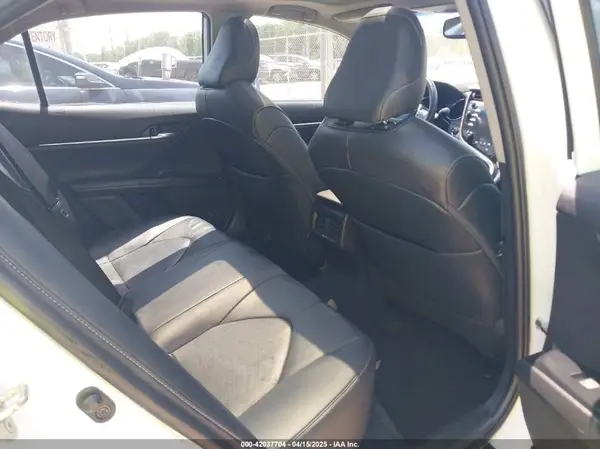 4T1BZ1HK6KU032078 2019 TOYOTA CAMRY - Image 8