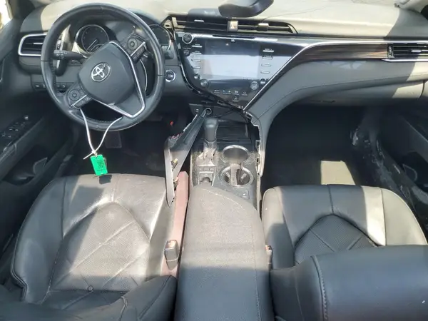 4T1BZ1HK7JU006376 2018 TOYOTA CAMRY - Image 8