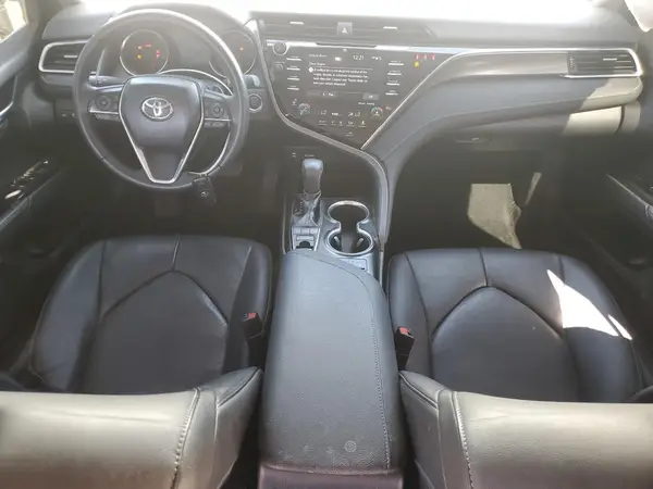 4T1BZ1HK7JU020004 2018 TOYOTA CAMRY - Image 8
