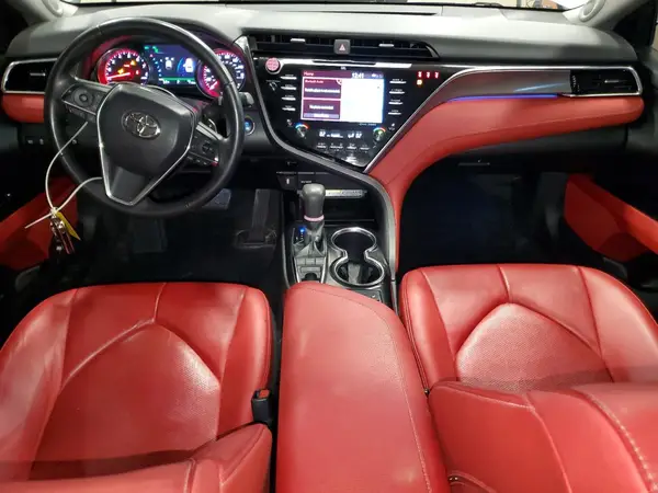 4T1BZ1HK7JU020018 2018 TOYOTA CAMRY - Image 8